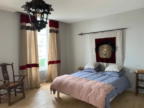 Superb duplex exceptional view on the port.