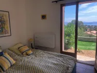 Côte d'Azur: Beautiful sea view for this renovated villa, swimming pool, pets welcome!