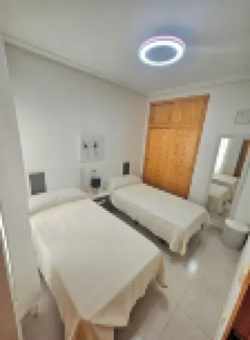 Beautiful bright apartment 5 min walk from the beach and shops