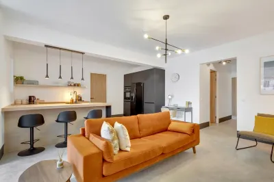 Brand New 3 Bedroom Apartment at the Water のホテル