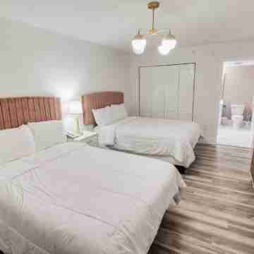 Beautiful 17th floor 2 bed, 2 bath oceanfront condo at the Grand Atlantic Resort Rooms