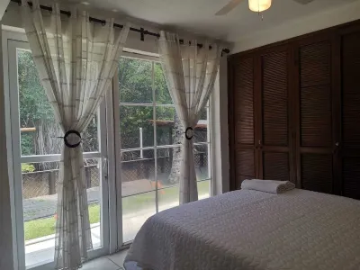 Cozy house in the nature close to the beach Hotels near Empresa Portuaria Quetzal Administration Building