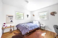 Stunning Custom Designer Home in the  Catskills! - balcony