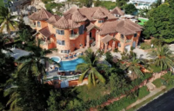 Dream Castle Villa, Montego Bay, 9 Large bedrooms Hotels in 