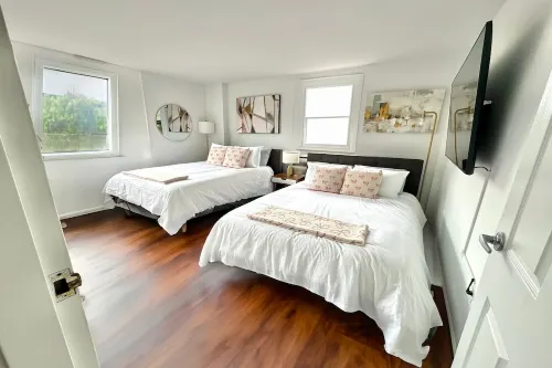 Luxury 2BR-1BA - 10min to NYC - Elevator Building