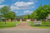 Feeling Frio - Private River Frontage