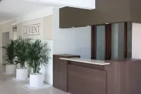 OCEAN GEM- STUNNING CONDO INCLUDES PLATINUM SERVICES - 4-Star