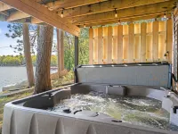 2  Lake Cabins & Saunа & Access to Trails Hotels in Oneida County