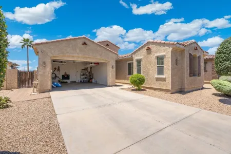 No Fee Heated pool, Spa & gorgeous House🌴☀️