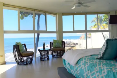 Ocean Front Farallon Beach House!!!  호텔