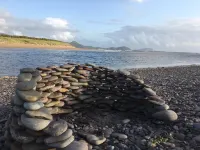 Traditional style cottage free WiFi short walk from Reenroe Beach Ballinskelligs