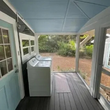 Patiokee Place of Stuart