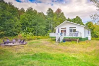 Charm by the Lake! Elk Mountain Lake house & Ski lodge.