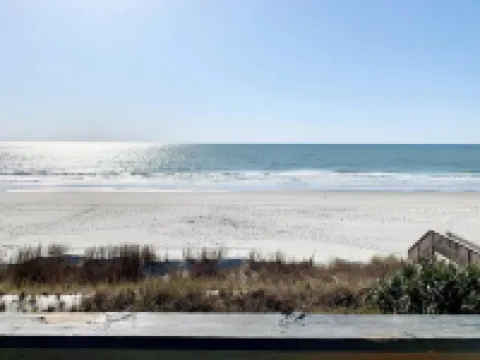 2 Large Bedrooms, Double Oceanfront Balcony, Full size kitchen, Pool! Hotels in Surfside Beach