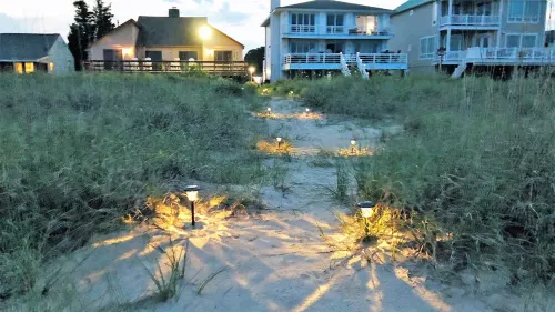 A MINI PARADISE-"THE FRISKY DOLPHIN"PRIVATE BEACH- 3BED, 2BATH!!