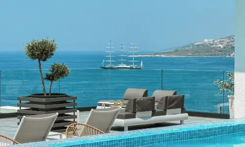 Glow Boutique Hotel & Suites