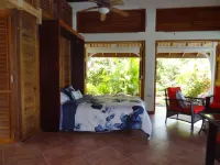 Beautiful, secluded, open plan cottage with spectacular sea views