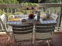 Warm and ideally located apartment, 4 people 2 star rating