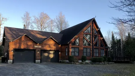 Welcome to Appalachian Lodge! Luxurious cabin situated on a beautiful property