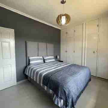 Cozy house , close to a lot of amenities Rooms