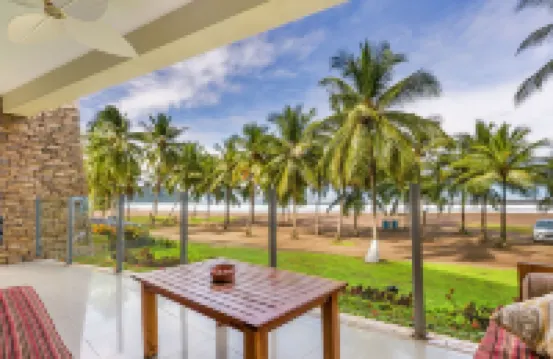 Magnificent Luxury True Beachfront Condo Unbeatable Commodities  - 3 Br / 3.5 B