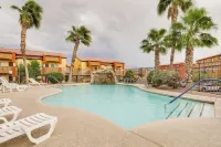 Mesquite Vacation Rental w/ Pool Access! - parkir