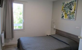 Le 81 Hotel