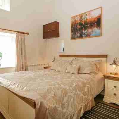 Topiary Cottage Rooms