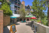 Relaxed Studio Seconds to Historic Main Street - Sleeps 4