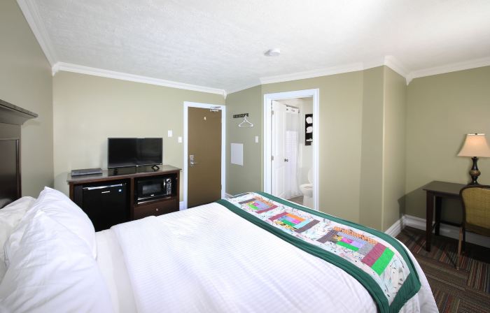Seaport Inn