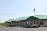 Evergreen Motel Hotels in Oswego
