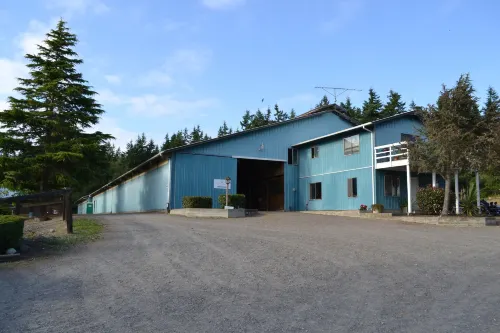ワイルドウッド ファーム B&B - 駐車場