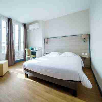 Logis Le Grand Hôtel Montval-sur-Loir Rooms