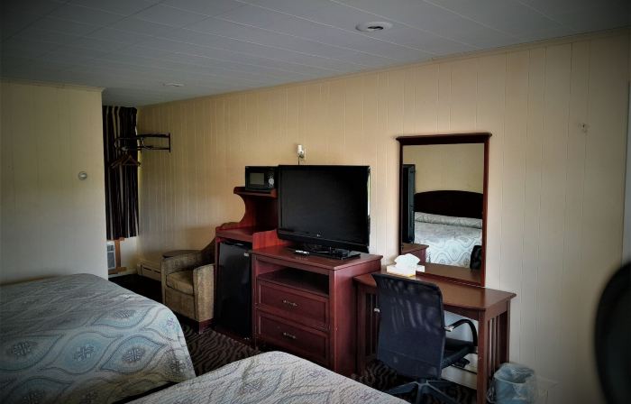 Peloke's Motel