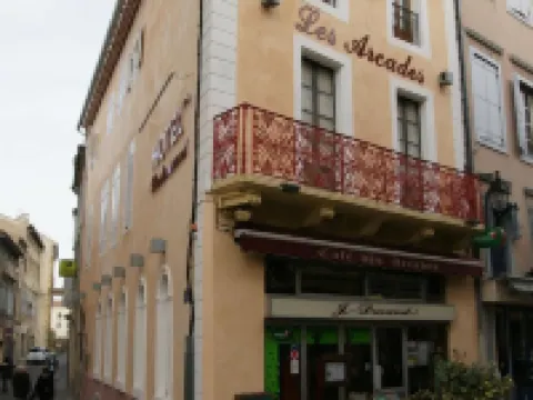 Hôtel Restaurant les Arcades Hotels in Limoux