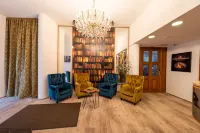 Zur Post Kümmersbruck Hotel & Tiny Houses Hotels in Schwasdorf
