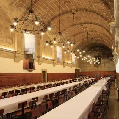 Hospedería San Martín Pinario Hotels near AGADEA