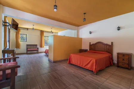 Meson Real Hotel & Suites Отели в г. Халапа