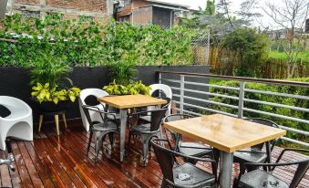 Three House Hostel Boutique