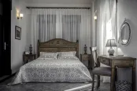 Artemis Selcuk Suites - Hot Tub