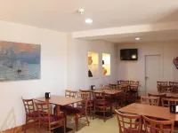 Hotel Maycar โรงแรมใกล้สนาม Riazor Stadium