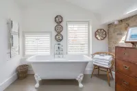 Antonia's Pearls - Villas