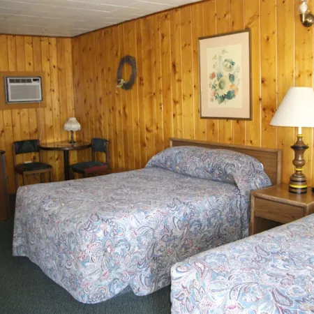 Caboose Motel & Gift Shop