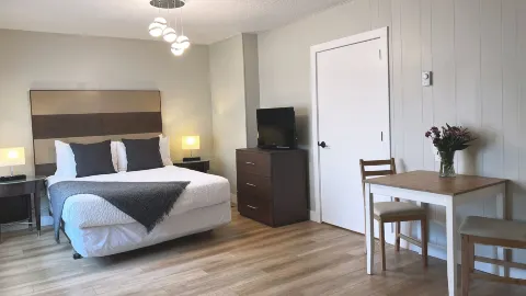 Oceanside Villas in Sechelt