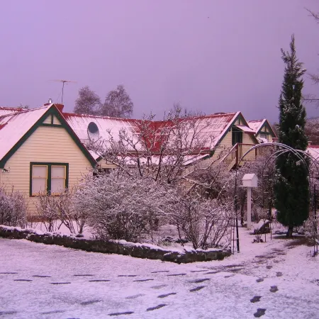 Crabtree House