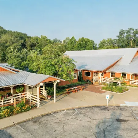 Brown County Inn Отели в г. Нашвилл