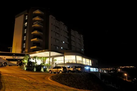 Gálatas Golden Hotel Отели в г. Патус-ди-Минас