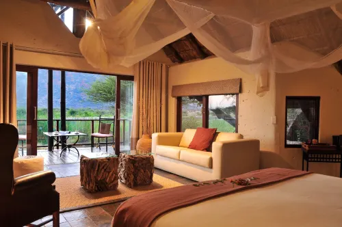 Tau Game Lodge - 5-Sterne