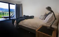 New Norfolk Holiday Apartments - Homestays