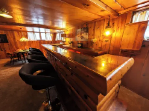 Pov Lake Resort & Glamping Campground Hotels in Phelps